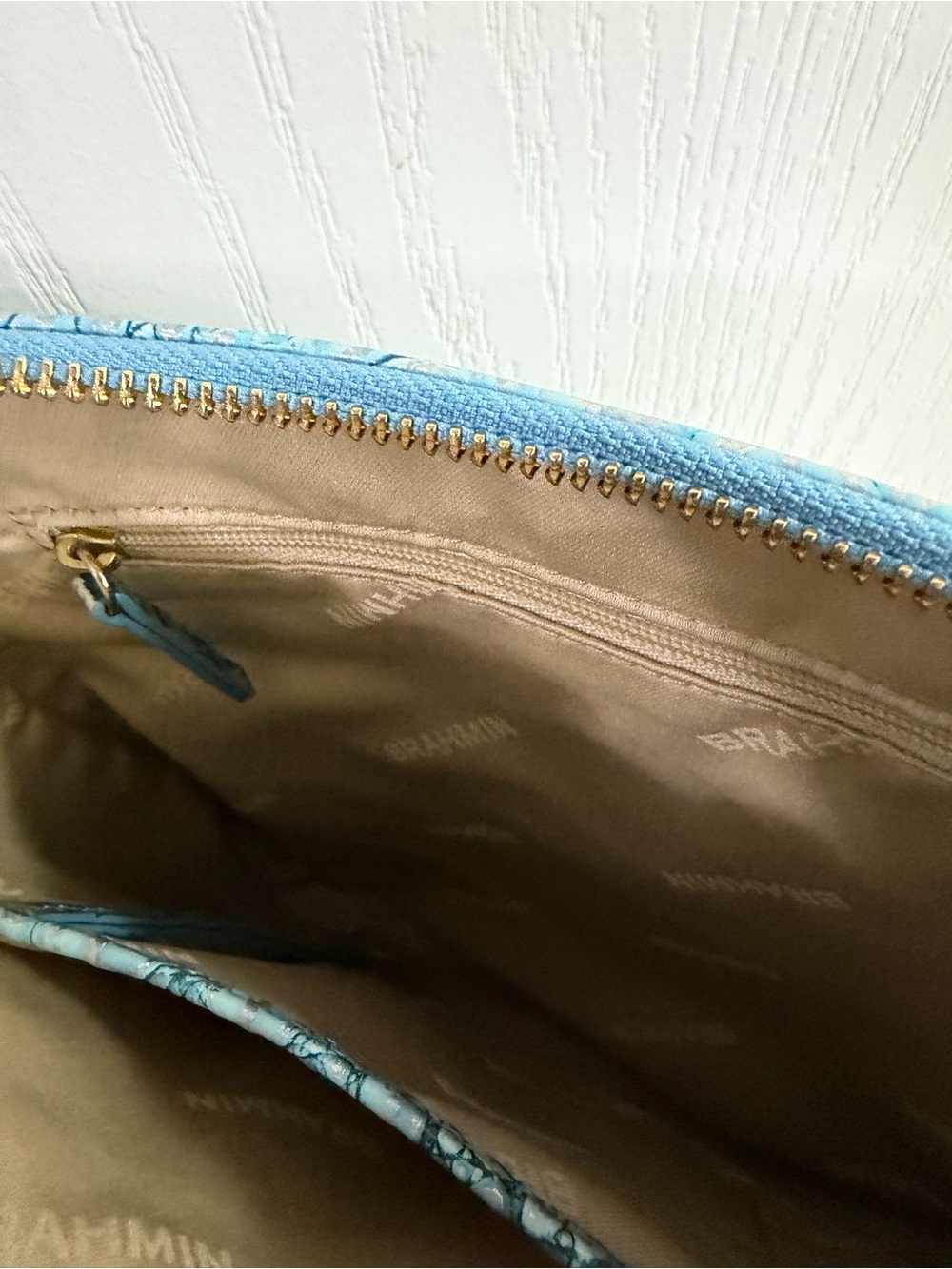 Brahmin Artic Blue Melbourne Croc-Embossed Leather Crossbody with Gold Hardware - Picture 6 of 15